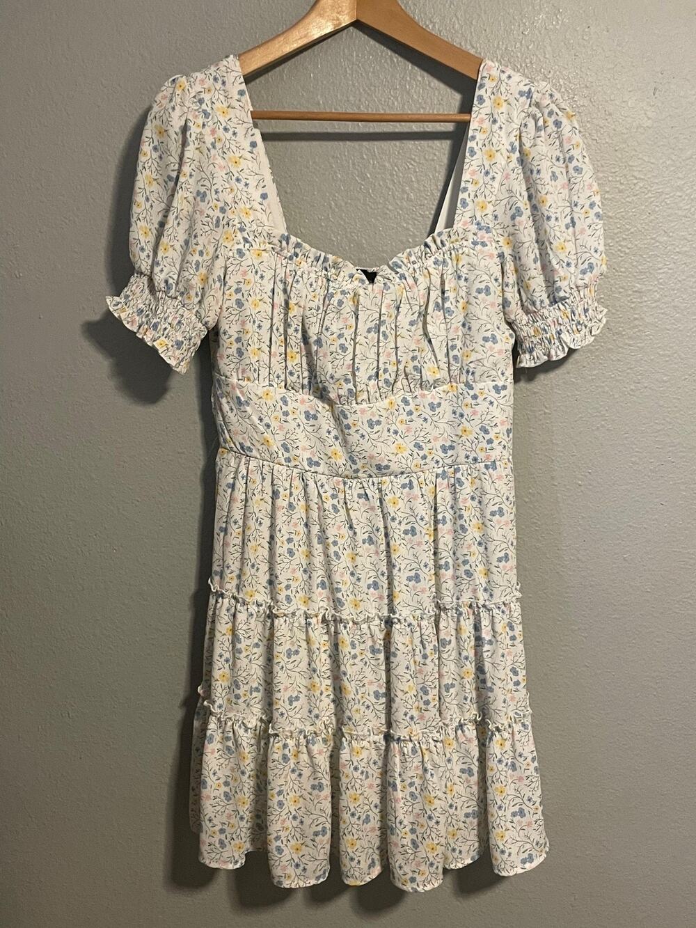 Trixxi Womens Dress Size Large Floral Smocked Puff Sleeve Tiered Cottagecore